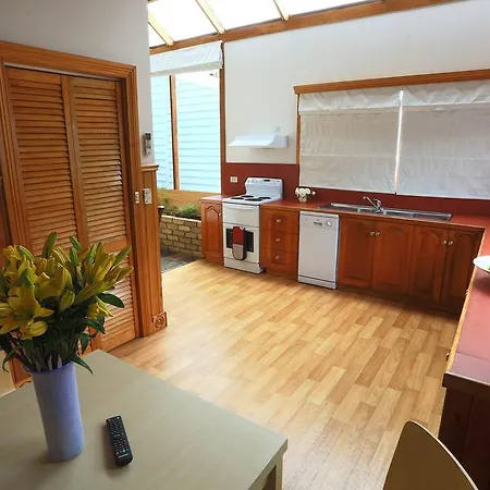 @ The Beach & Not Quite @ The Beach Holiday Cottages - Stanley Room photo